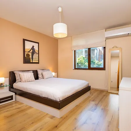 شقة Beautiful In The Heart Of بلوفديف