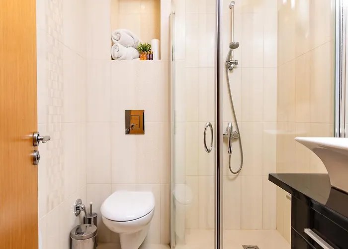 Beautiful In The Heart Of Apartment *