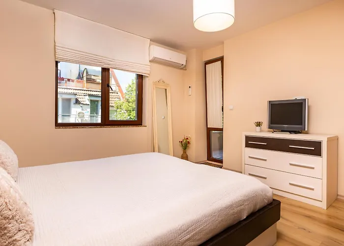 Beautiful In The Heart Of Apartment *